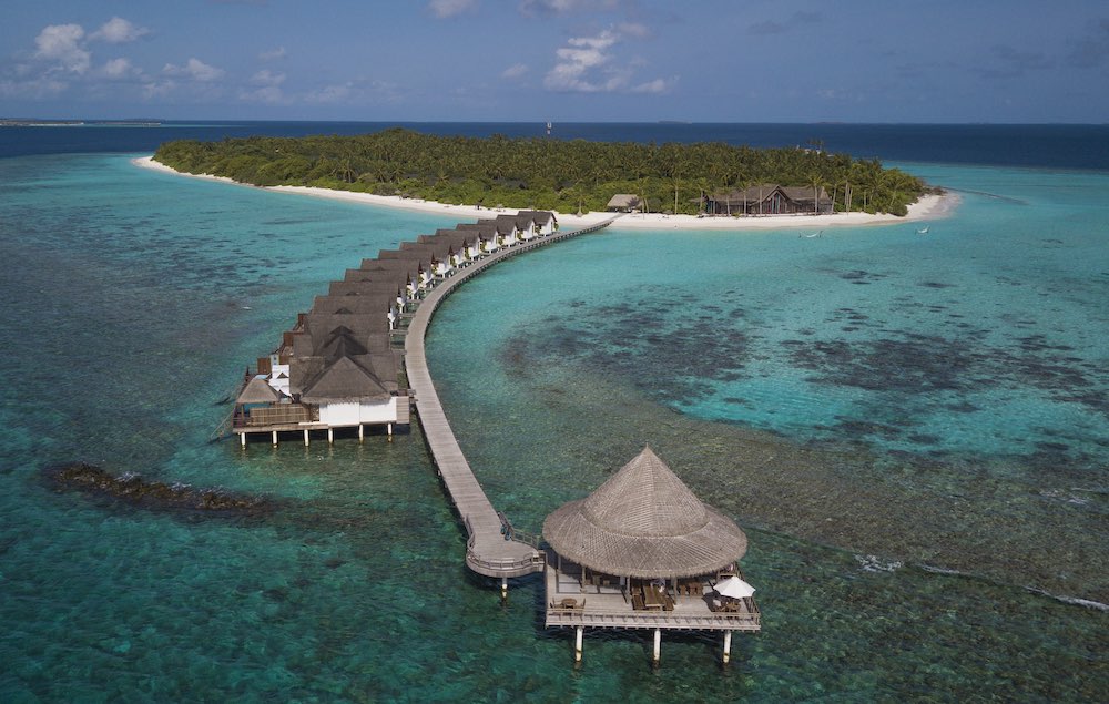 Ocean Villa at Furaveri thumbnail 6